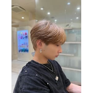 ラウンドマッシュ/センターパート/コンマヘア/コンマバング - marju銀座【マージュギンザ】掲載中