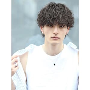 無造作波巻きルーズマッシュ