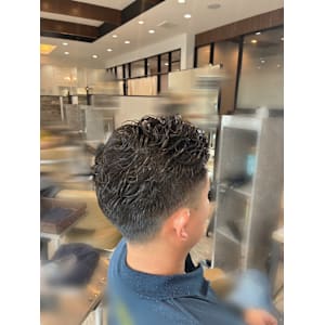 メンズカットパーマ