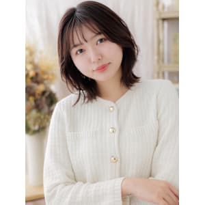 伸ばしかけ立体感ひし形くびレイヤーカット　マロンベージュ