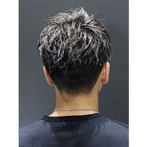 ソフトツイスト　アップバングショート