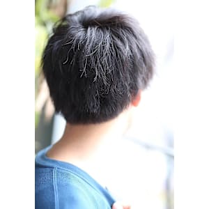 フワブサネープレスマート刈り上げマッシュ