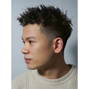 スパイキーパーマ