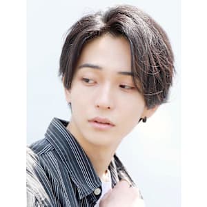 爽やかミディアムショート