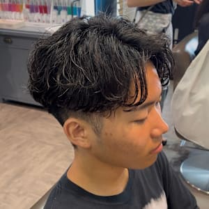 [藤沢]メンズカット黒髪毛流れセンターパートシャドウパーマ