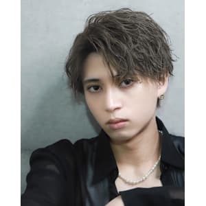 無造作かき上げマッシュ