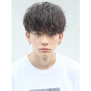 無造作前下がりマッシュ