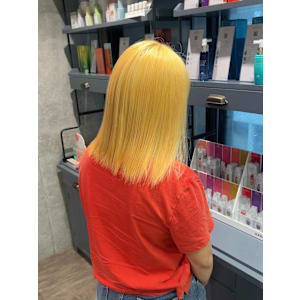 抜きっぱなしブロンド - STYLE Smart Salon【スタイルスマートサロン】掲載中