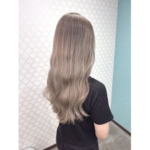 大人ギャルグレージュ