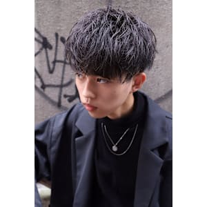 【シャープな質感】ソフトツイストショートマッシュ