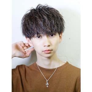 横顔が決まるソフトツイスト