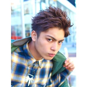 バーンブラスト　ワイルドツーブロック　前髪かきあげ