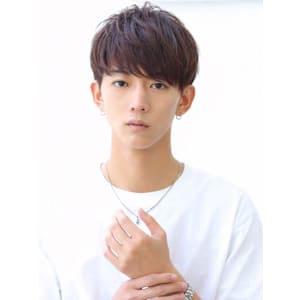 ナチュラルマッシュヘア