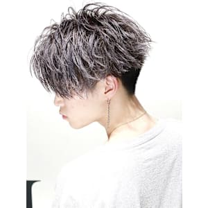 前下がりマッシュショート