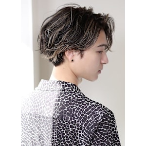 耳かけゆるウェーブセンターパート