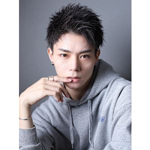 ソフトツイストで決まる！アップショート