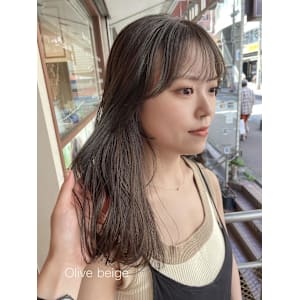 [Neolive kuta] レイヤーカット