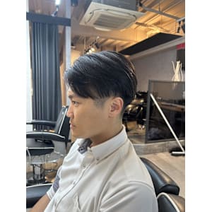 神田脩弥/センターパート/前下がり