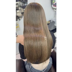 簡単スタイリング/くせ毛カット/小顔ヘア/ヘアセット