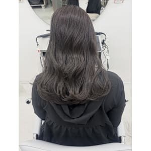 ダークオリーブグレージュ