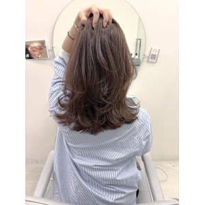 モカブラウン×レイヤーミディ