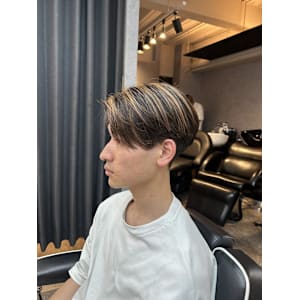 神田脩弥/ハイライトカラー/センターパート