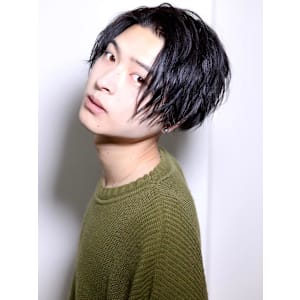 【艶髪】ミディアムセンターパート 3