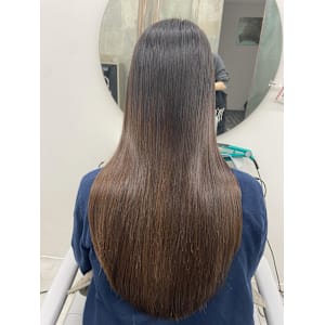 ホリスティック縮毛矯正