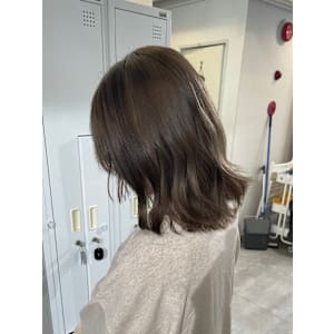 ate. 髪質改善 心斎橋【アテ】×スタイル