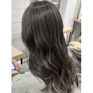 ate. 髪質改善 心斎橋【アテ】×スタイル