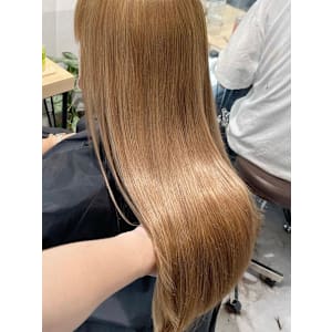 ate. 髪質改善 心斎橋【アテ】×スタイル
