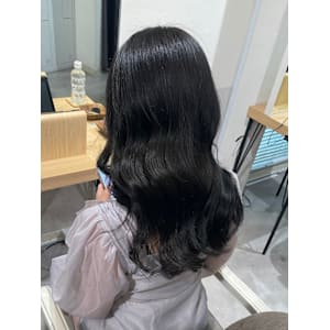 ate. 髪質改善 心斎橋【アテ】×スタイル