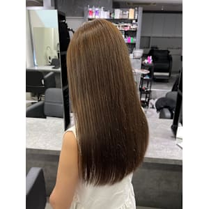 ate. 髪質改善 心斎橋【アテ】×スタイル