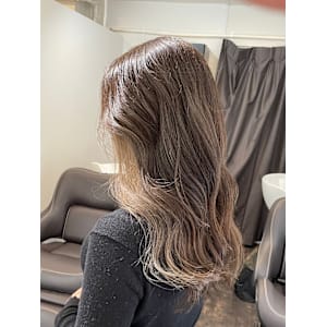 ate. 髪質改善 心斎橋【アテ】×スタイル