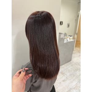 ate. 髪質改善 心斎橋【アテ】×スタイル