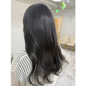 ate. 髪質改善 心斎橋【アテ】×スタイル