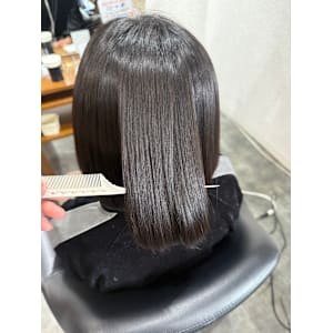 髪質改善ストレート