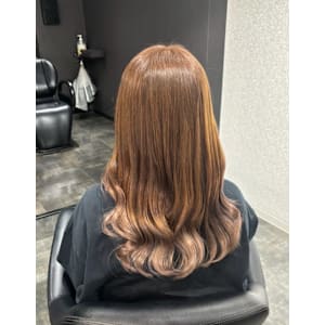 キャラメルベージュ