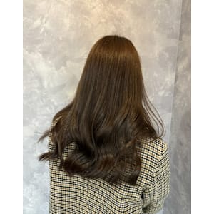 透け感たっぷりベージュ