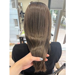 オリーブブラウン