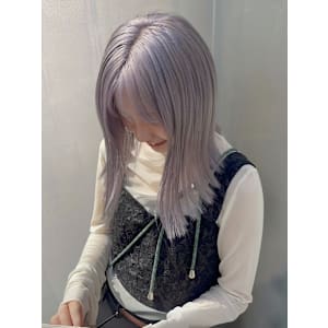 ハイトーンカラー ラベンダーカラー 髪質改善 外ハネミディ 