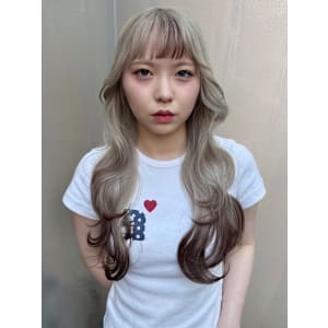 裾カラー ミルクティーベージュ 顔周りレイヤー ハイトーン 