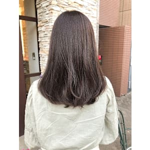 落ち着いた透明感カラー