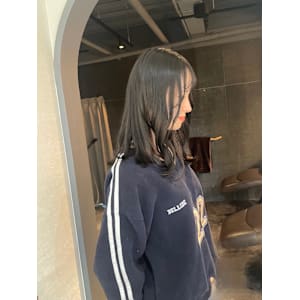 ダークグレージュ