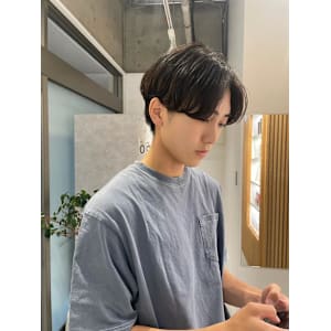 『takumi』メンズパーマ/センターパート