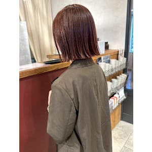 切りっぱなしボブ 艶髪 レッドブラウン 外ハネ 髪質改善 