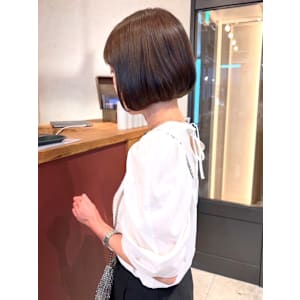 ミニボブ 髪質改善  丸みボブ アッシュブラウン 艶髪 