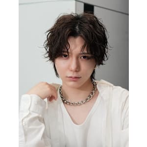 波巻きパーマショートウルフ