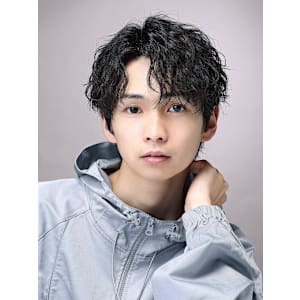 微分け　縦落ちツイストパーマ