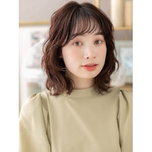 フレンチカジュアル小顔くびれレイヤーウルフ　マロンベージュ